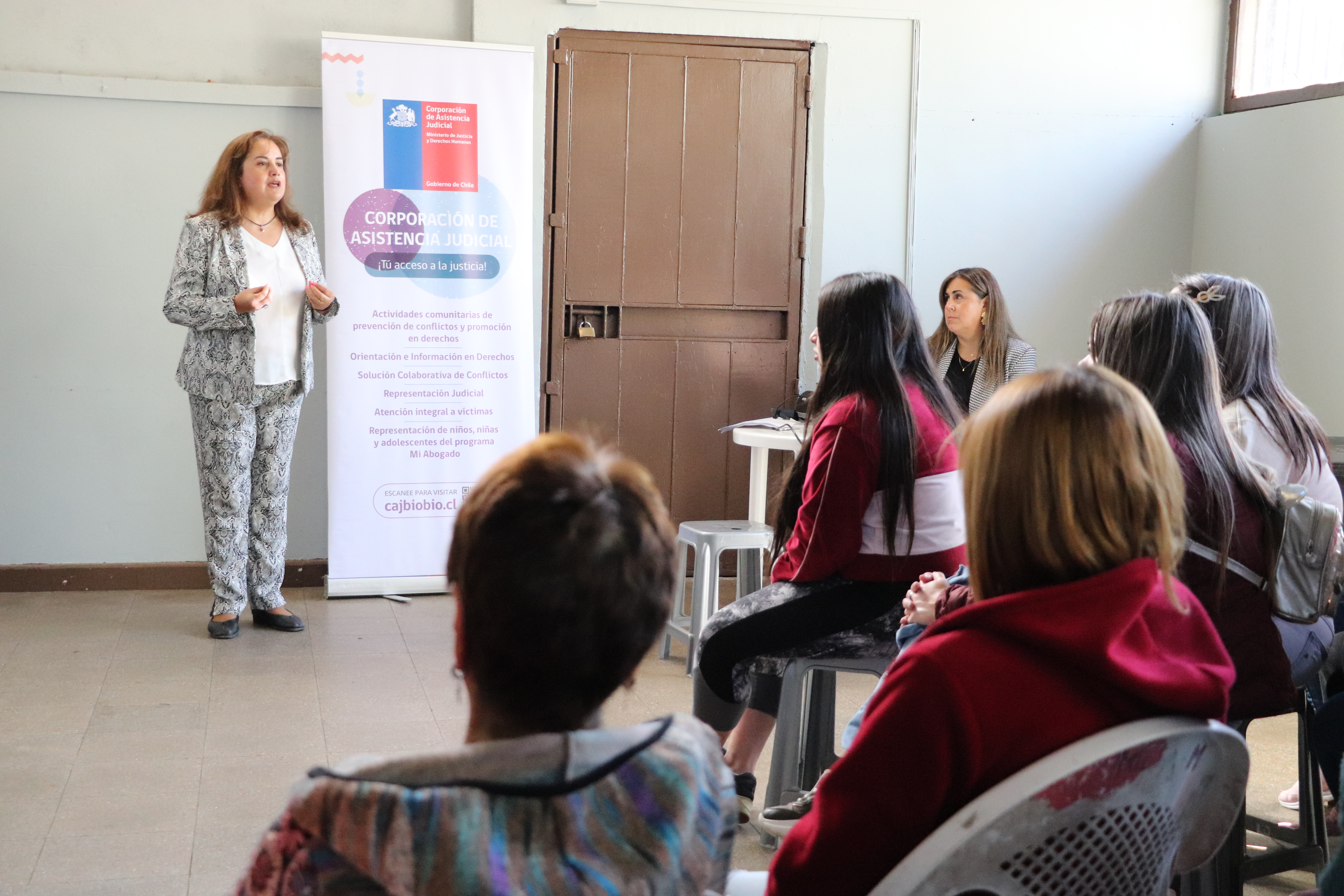 CAJ Biobío encabeza jornada de atención socio-jurídica con mujeres privadas de libertad